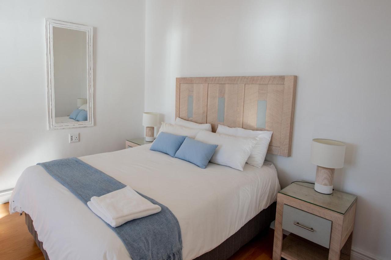 A Whale Of A Time Apartment *
